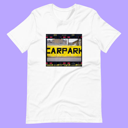Camiseta Unisex "Carpark"